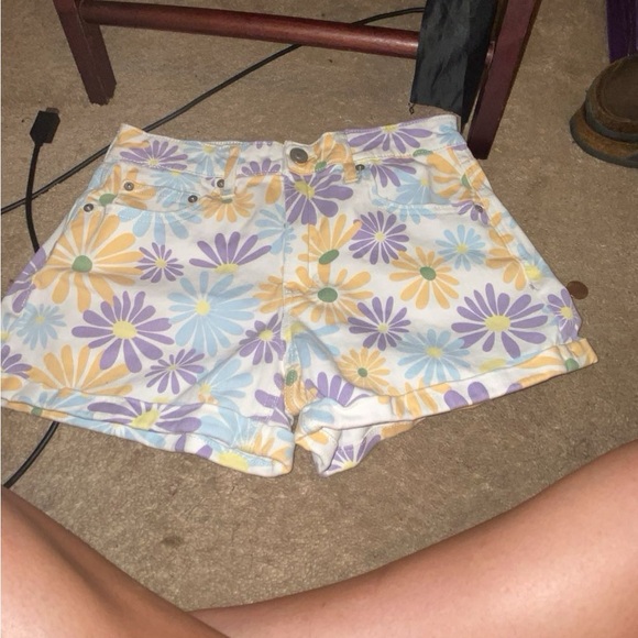 Shorts! - Picture 3 of 6